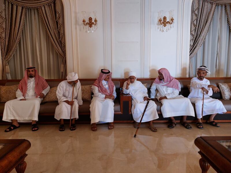بالصور: سماحة الشيخ المفتي يستقبل سليمان الجبيلان