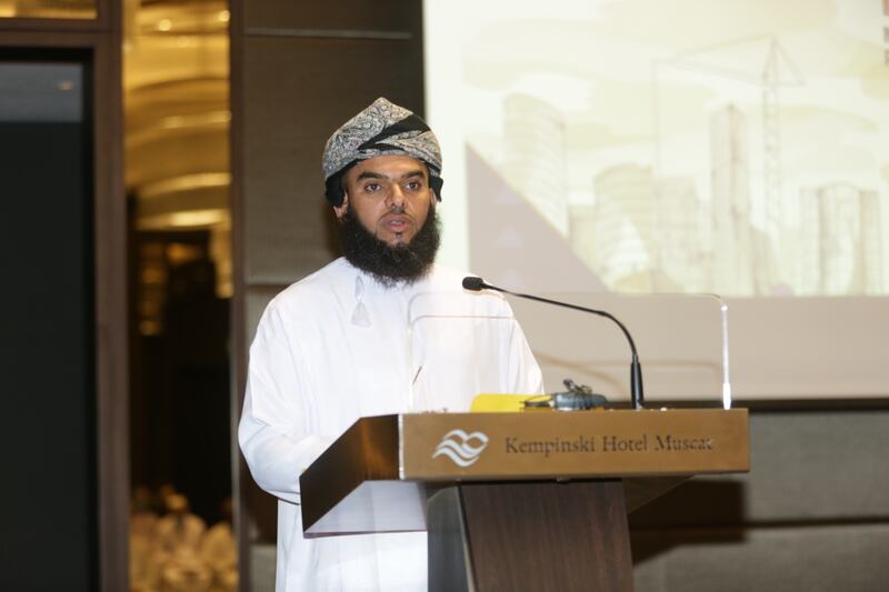 اتفاقية تعاون بين أساور العقارية وتلال مسقط لتسويق “مسقط بافليون”