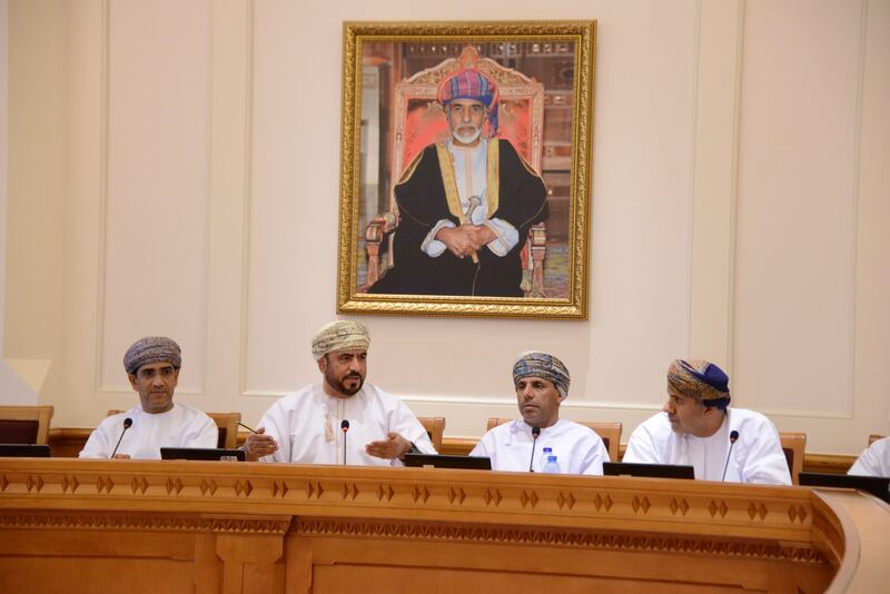 الأمين العام لـ “الدولة”: المجلس اتخذ “إجراءً مُعينًا” في موضوع “عضو المجلس مع الفنانة الكويتية”