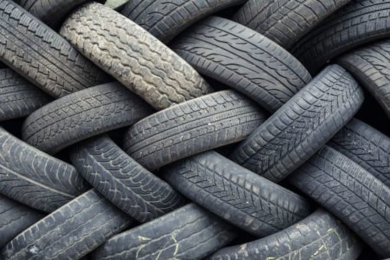 صفحة المستهلك: رغم قرار الحظر: خطر الإطارات المستعملة يُباع في وسائل التواصل الاجتماعي