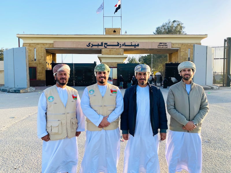 الدفعة الأولى من المساعدات العمانية تصل غزة