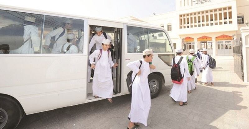 د.رجب العويسي يكتب: العودة إلى المدارس والقرار الآمن