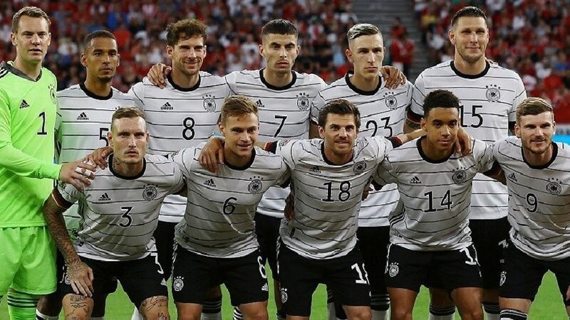 تعرف على موعد وصول المنتخب الألماني إلى مسقط