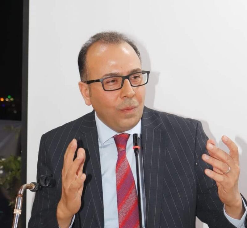 عارف الساعدي يوضح سبب استبعاد بعض النصوص المهمّة من جائزة أثير للشعر العربي