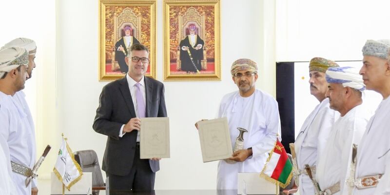 مذكرة تعاون جديدة بين “الثروة الزراعية” وتنمية نفط عمان