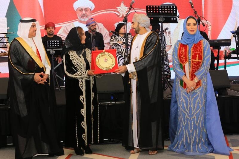 الدكتورة غالية عيسى.. نهرٌ يَربط بين عُمان واليمن