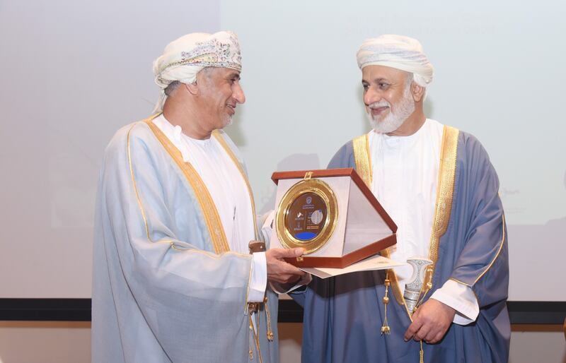 بنك مسقط يشارك في إنجاح المؤتمر الدولي الثالث لأخلاقيات البيولوجيا