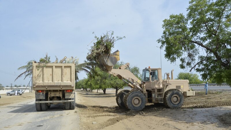 الخدمات الهندسية بوزارة الدفاع تواصل الدعم والإسناد في شمال الباطنة