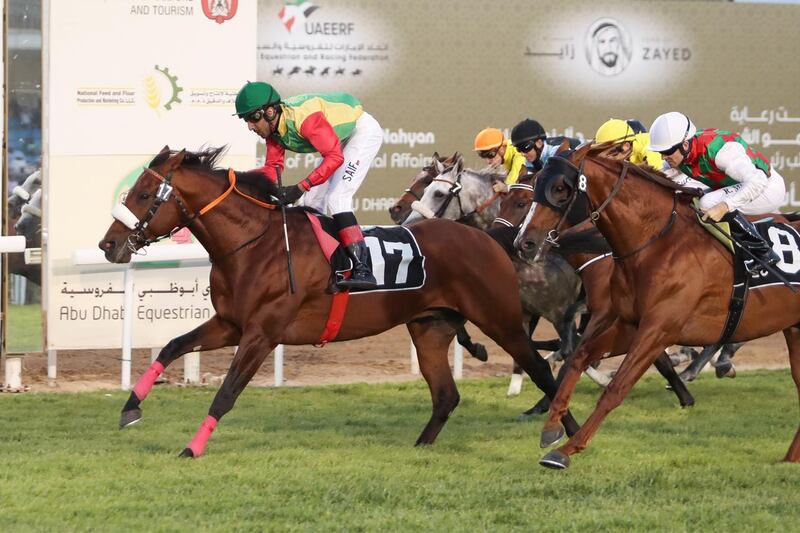 “المبهر” العماني يحقق المركز الأول في سباقات أبوظبي