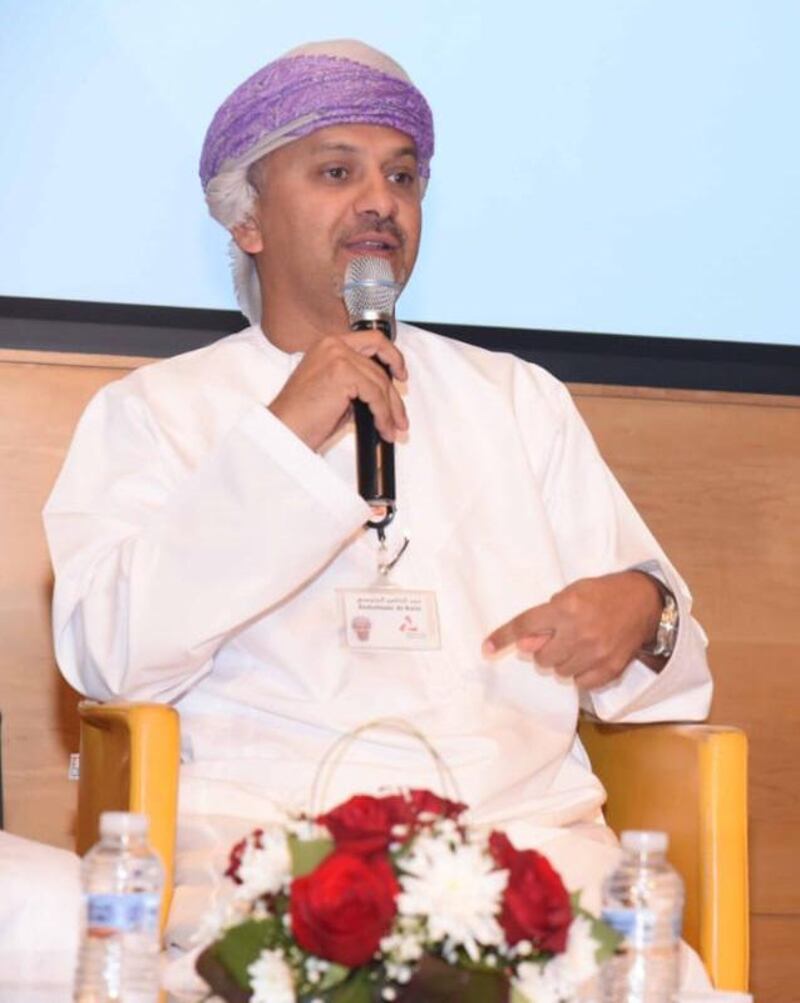 بنك مسقط يعزز من ريادته للأعمال المصرفية المميزة بعدد من الخدمات والمزايا الحصرية