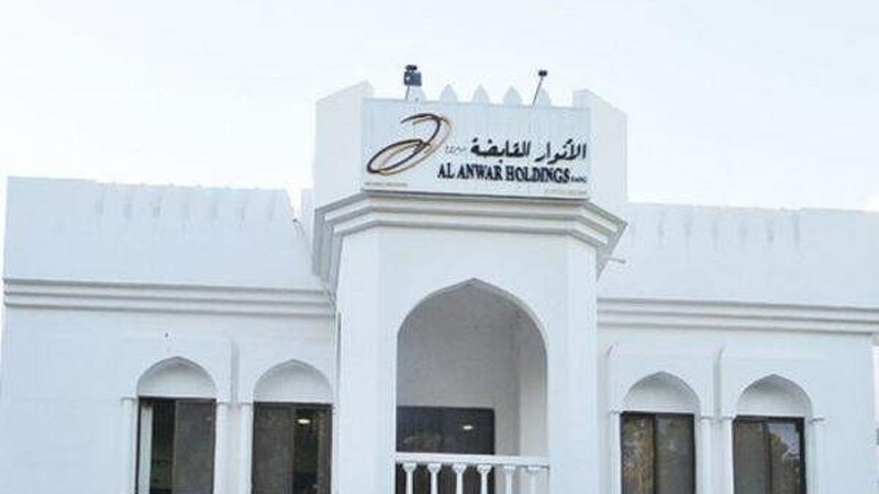 عماني رئيسًا تنفيذيًا للأنوار القابضة