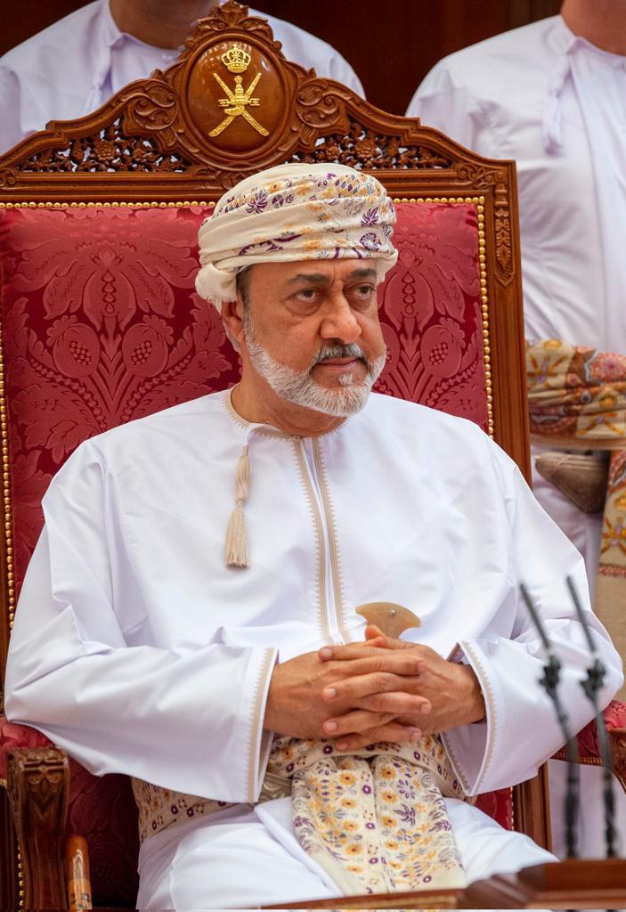 جلالة السلطان يلتقي شيوخ ولايات محافظة جنوب الشرقية