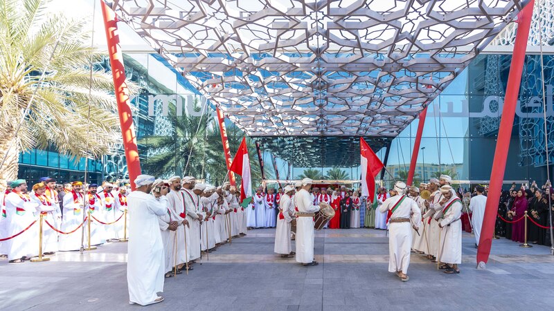 بنك مسقط يحتفى باليوم الوطني ويؤكد على مساهمته في تعزيز التنمية الاقتصادية