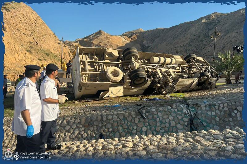 به وفيات وإصابات: حادث تدهور لحافلة