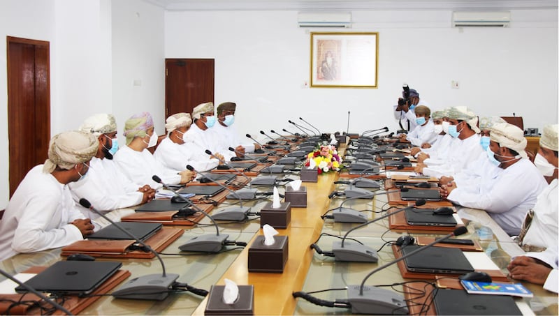 بالصور: وزير النقل يتفقد عددا من المشاريع