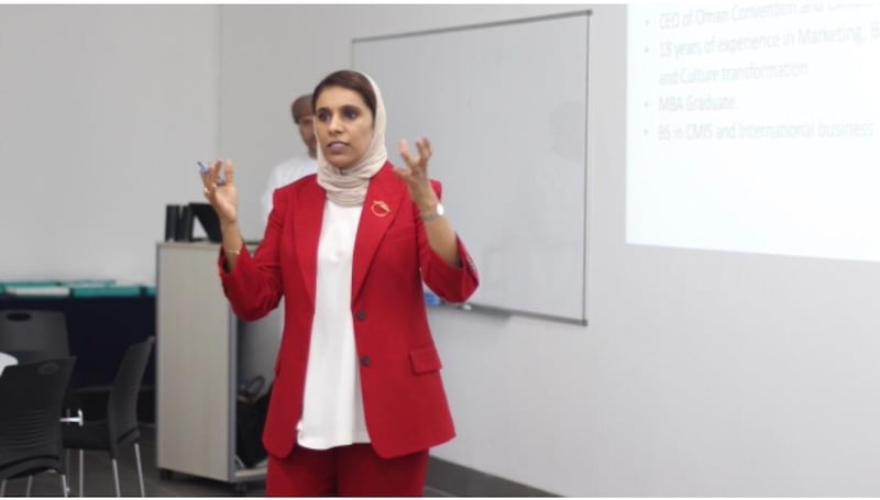 “الكوتشنج” أسلوب تطويري له 3 أنواع.. ومُختصة توضحها