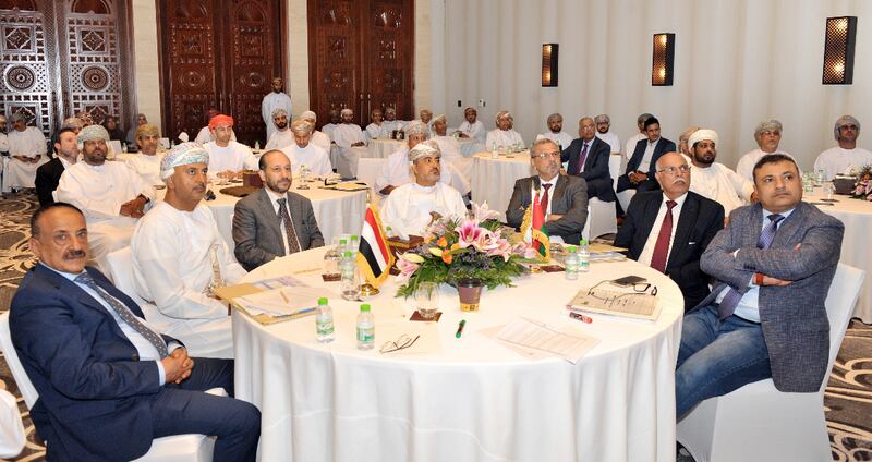 اتفاق عماني – يمني على تفعيل الخطوط الجوية والنقل البري والبحري