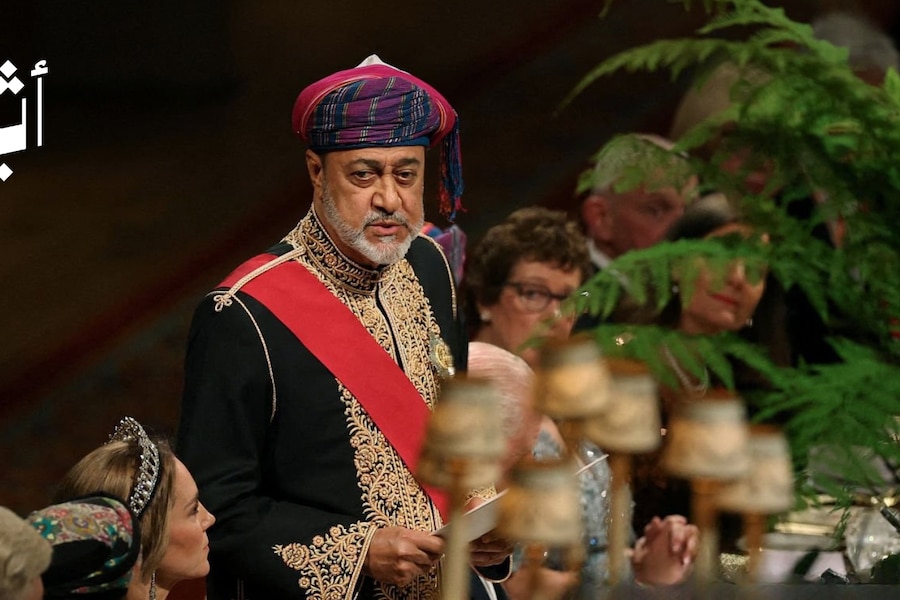 جلالةُ السُّلطان: نحن ننشد الحلول، ونؤمن بالدبلوماسية، والحوار، والعمل الدؤوب لتقريب الأمم، فهذا هو إرثنا