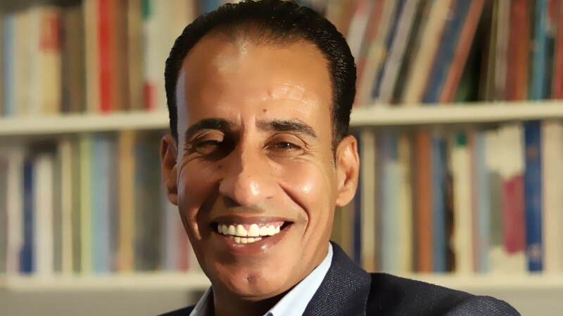 الروائي الأردني جلال برجس يكتب لـ “أثير”: الكتابة الروائية هروب من الألم أم مواجهته؟