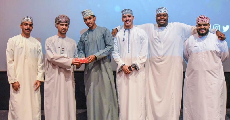 بنك مسقط يجري السحب على 50 جائزة مخصصة لحاملي حسابات “شبابي”