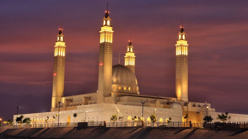 معلومات عن الجامع الذي سيؤدي فيه جلالة السلطان صلاة عيد الأضحى