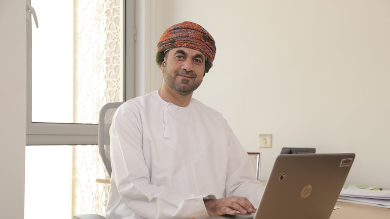 يمتلك خبرة عملية ثرية: عُماني مستشارًا في وكالة الطاقة الدولية