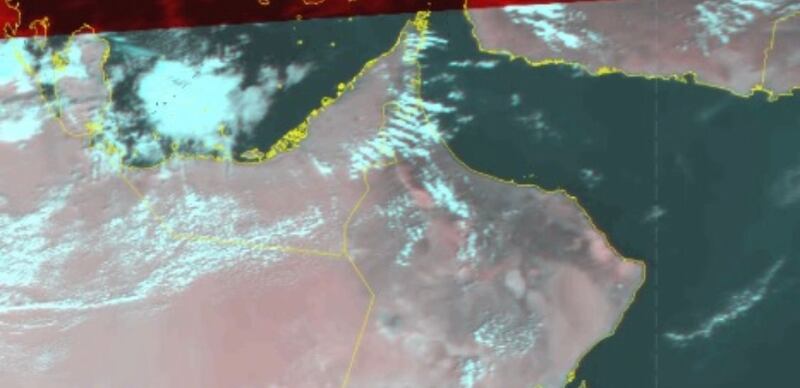مسقط وجنوب الباطنة تستقبلان المطر: تأثيرات الأخدود تبدأ