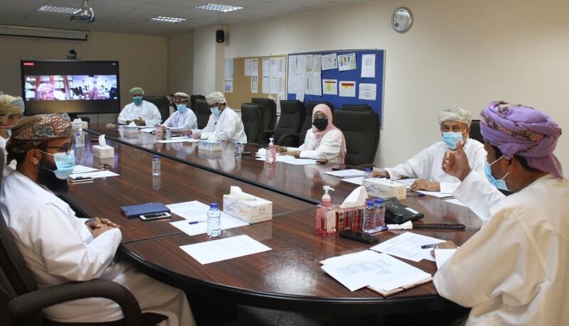 منها إغلاق 3 مراكز صحية: إجراءات للتعامل مع تصاعد حالات كورونا في ظفار