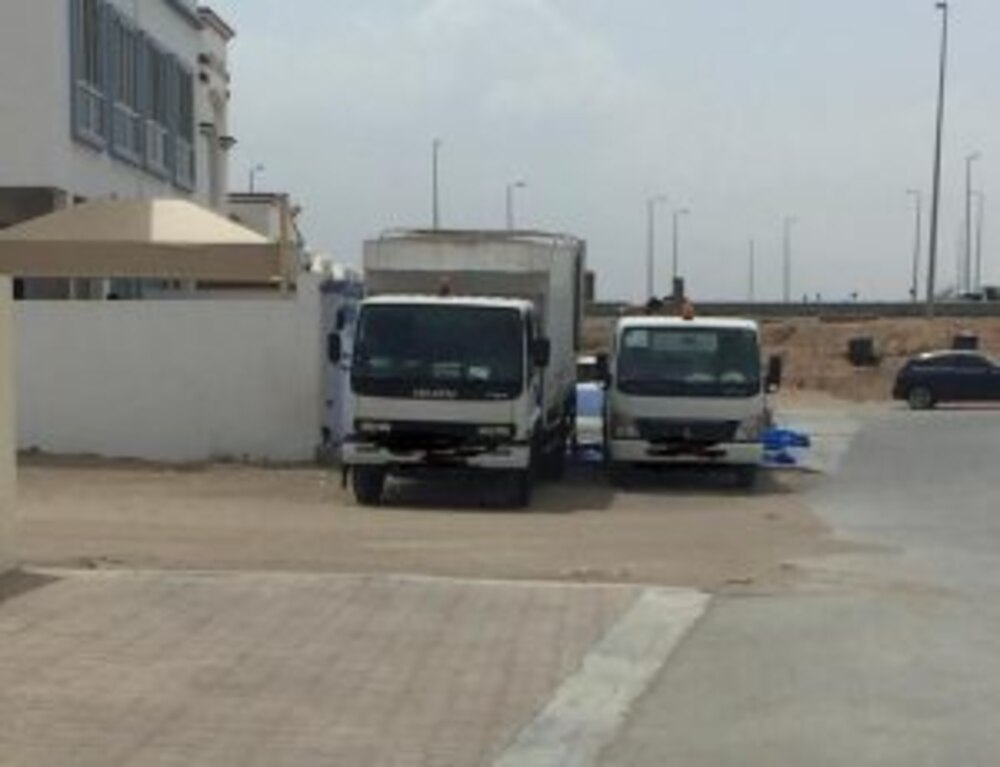 ضبط شركة تستخدم منزلًا للتخزين