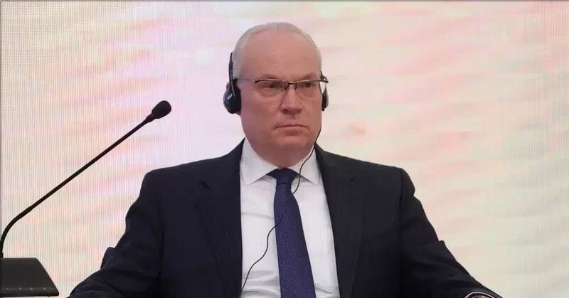 في لقاء إعلامي بمسقط: أبرز ما جاء في حديث المبعوث الأمريكي الخاص إلى اليمن