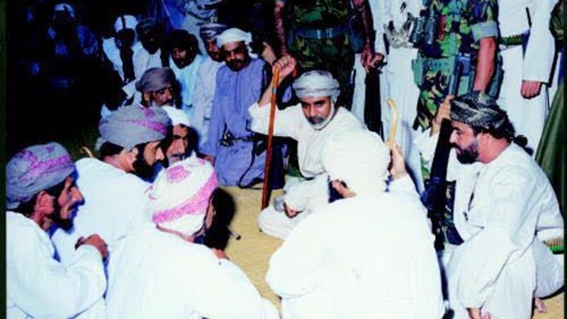 لأنها عُمان ولأنه قابوس بن سعيد