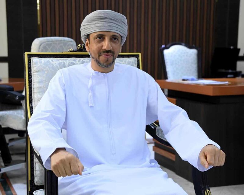 منها تطوير الواجهات البحرية، محافظ مسندم يوضح مستجدات المشروعات النوعية في المحافظة