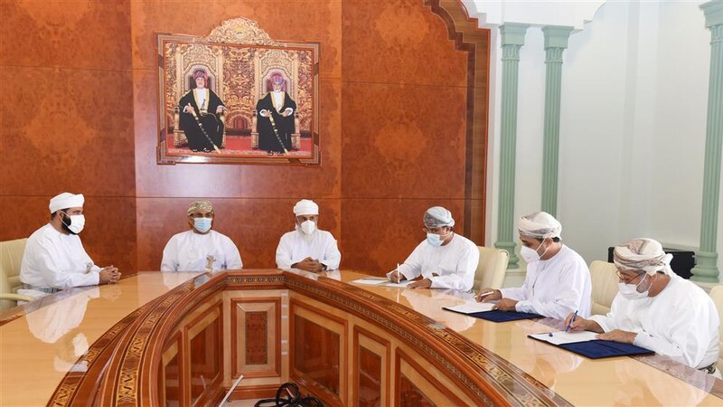 اتفاقية لإقامة مشاريع استثمارية في الأراضي الوقفية الزراعية