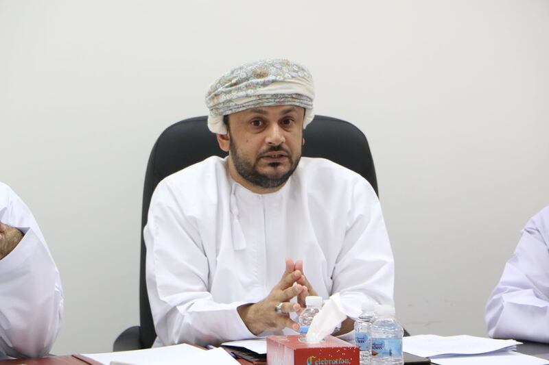 سماحة الشيخ الخليلي أكد بأنها “خيرٌ”: مُبادرة مجتمعية لإقامة عرس جماعي في السيب