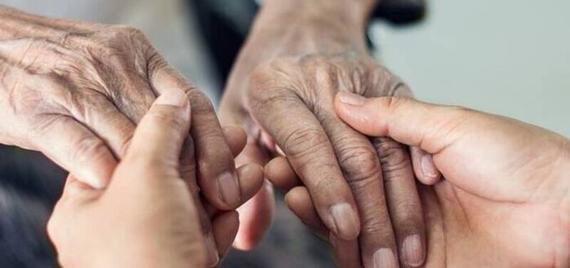 الأولى من نوعها، لائحة تنظيمية لرعاية كبار السن في الأسر البديلة