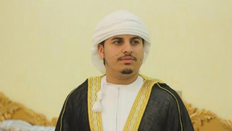 القارئ هزاع البلوشي ينفي إشاعة متداولة عنه