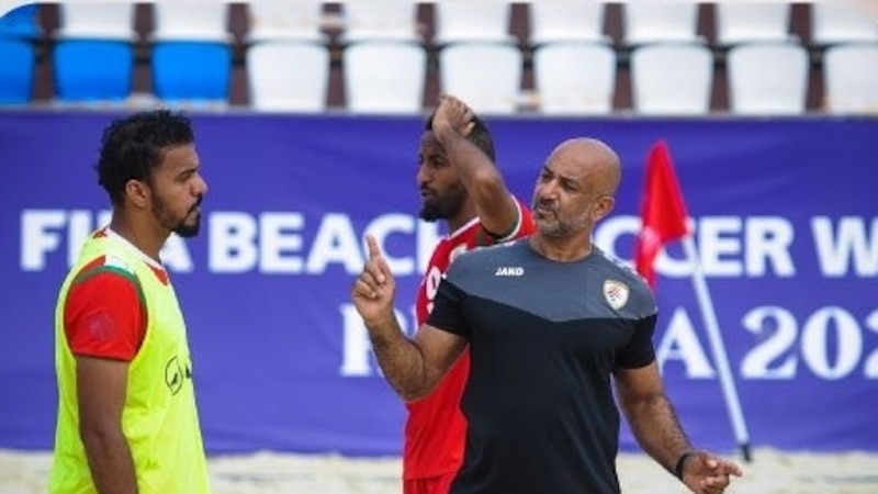 عماني ضمن أفضل 12 مدربًا في العالم