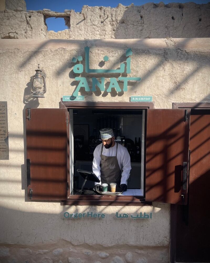 نزوى “تتكلم عربي” ويجب أن نعود إليها مرة ثانية وثالثة وعاشرة