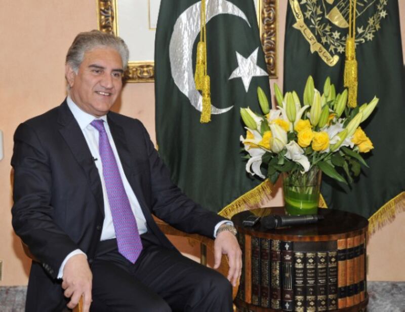 وزير خارجية باكستان يؤكد على دور السلطنة الإقليمي والدولي