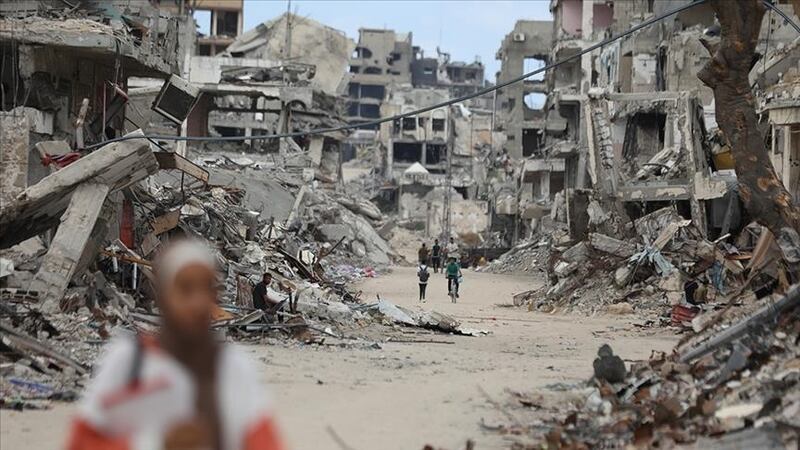 إسرائيل ألقت 100 ألف طن متفجرات وأبادت 2200 عائلة في غزة