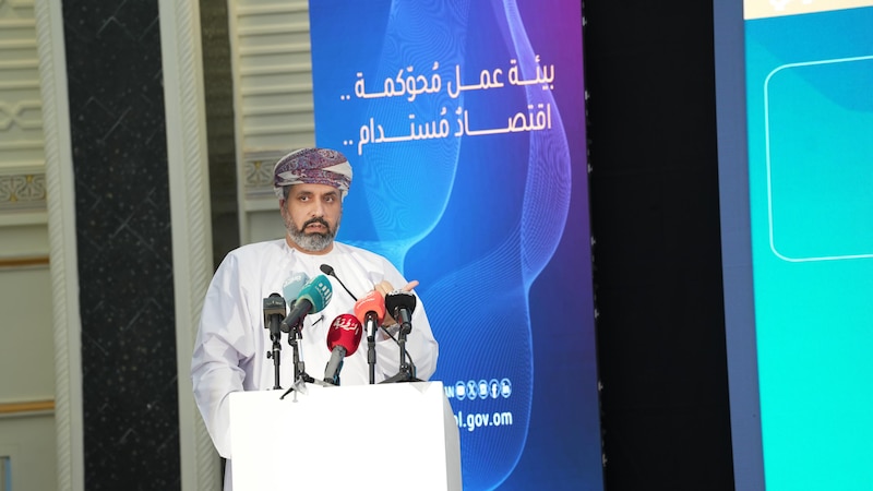 منشآت تقدم طلبات لإنهاء خدمات أكثر من 5400 عامل