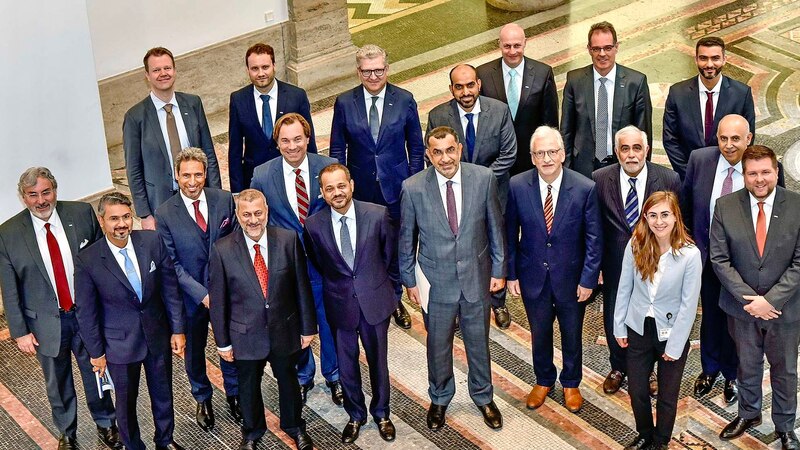 تزامنًا مع زيارة جلالته: 4 وزراء عُمانيين يطلعون على مشروع ألماني