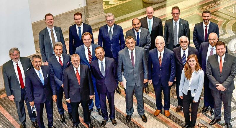 تزامنًا مع زيارة جلالته: 4 وزراء عُمانيين يطلعون على مشروع ألماني