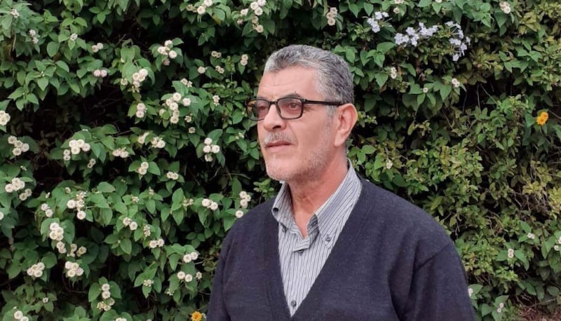 حوار مع أستاذ تونسي وحكاية 13 سنة قضاها في عمان