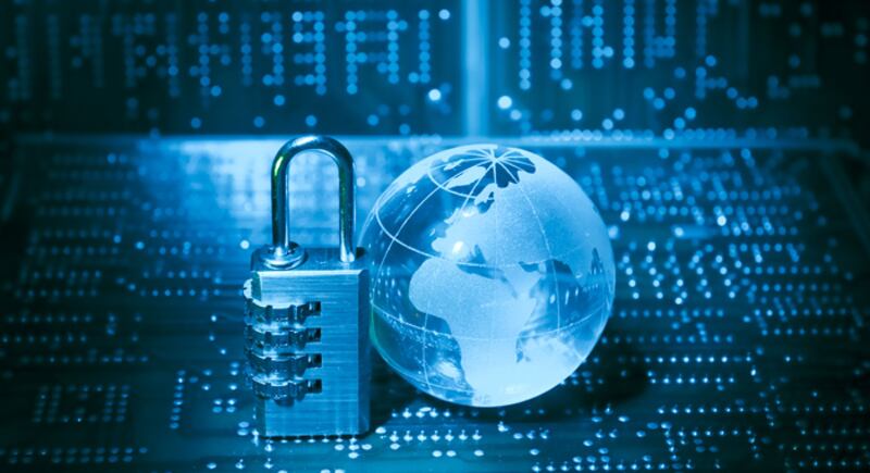 سلطنة عمان ودول أخرى تدعو إلى رفع مستوى الحماية الرقمية ومنع عمليات الاختراق