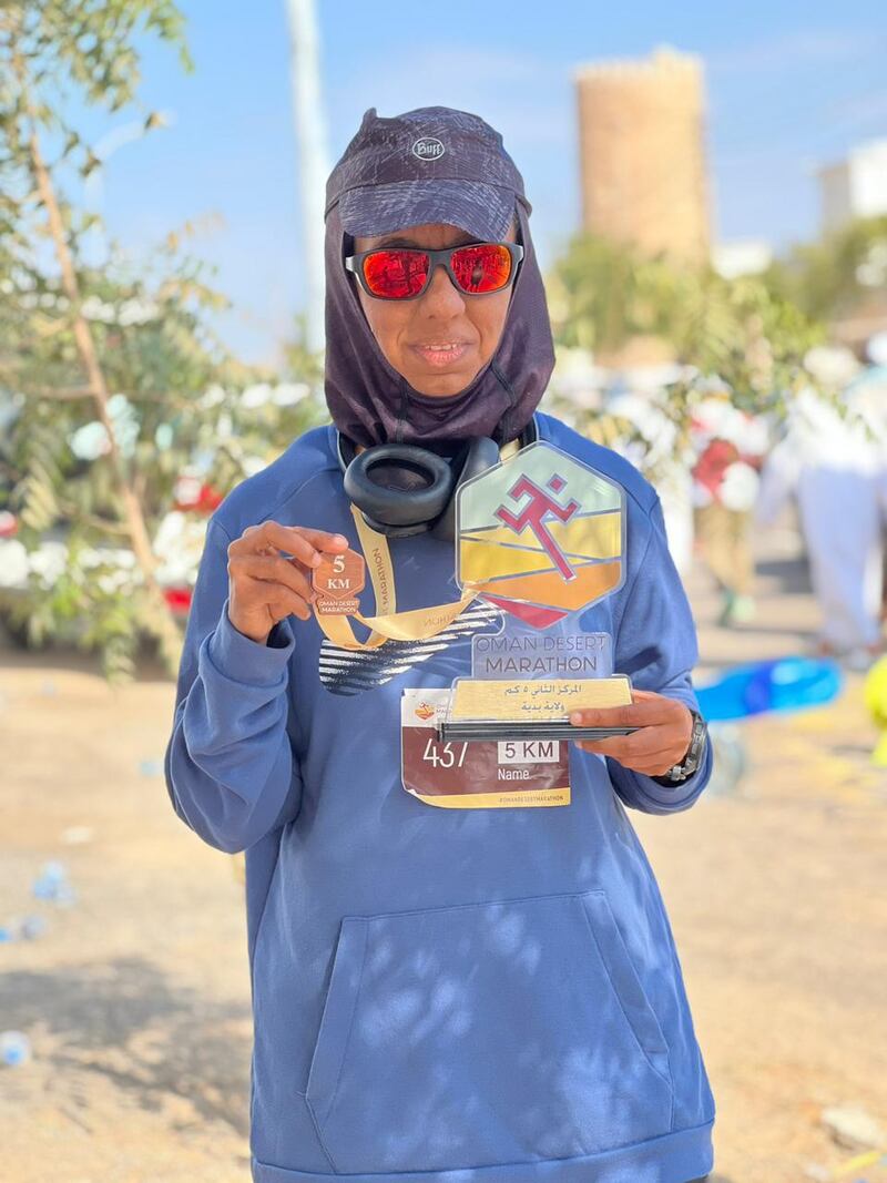 قصة مواطنة من 10 عمليات جراحية إلى تحقيق إنجازات رياضية