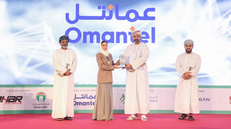 عمانتل تفوز بجائزتين مرموقتين عن مبادراتها المبتكرة في المسؤولية الاجتماعية