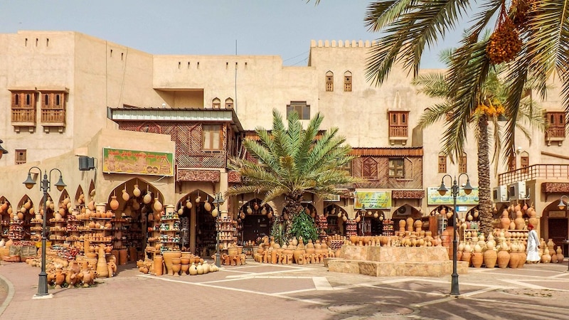 موقع عالمي يختار “سوق نزوى” كأفضل صورة..وصاحبها يوضح