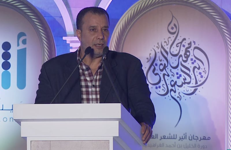 الوردة ملء الليل …الشعر دون اللجوء والصراخ