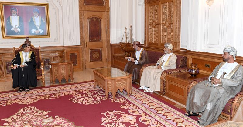 نيابة عن جلالة السلطان: سمو السيد فهد يستقبل رؤساء مجالس برلمانية خليجية